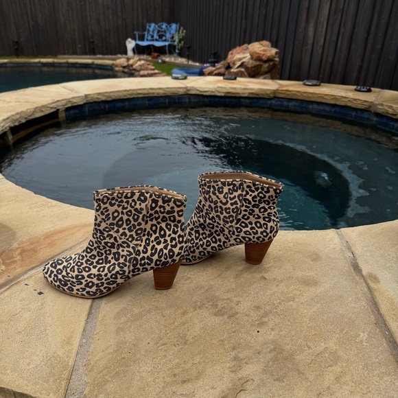 Mia Limited Edition Leopard Print Ankle Booties with Chunky Heel 8.5 - Picture 7 of 13